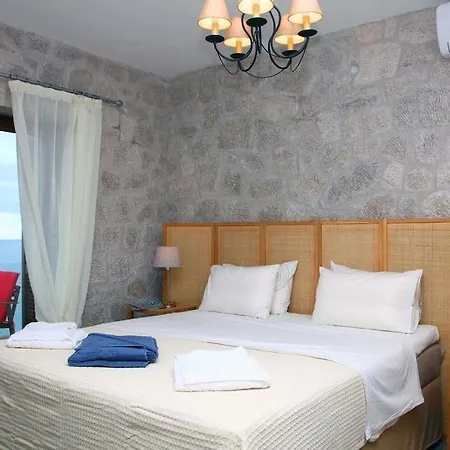 Milos Paradise Luxury Villas *