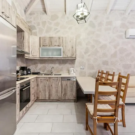 Milos Paradise Luxury Villa Agios Nikitas